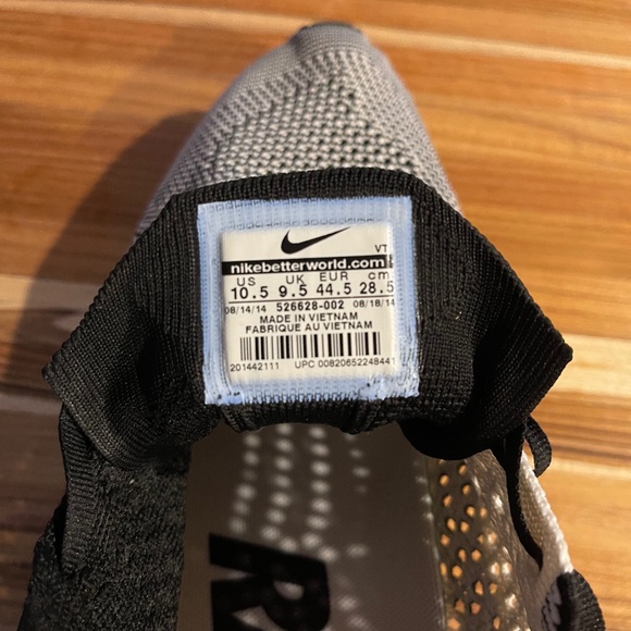 Nike men’s Oreo flyknit racer 10.5 526628-002